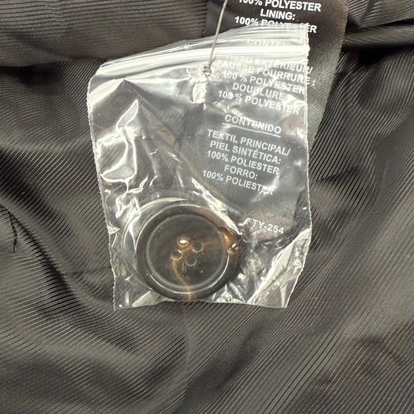 Kensie Womens Black Faux Fur Teddy Coat Double‎ Breasted Pockets Warm Winter NEW - Picture 8 of 16